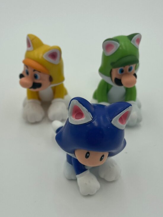 Nintendo Other - ✨ Super Mario 3D World – Cat Mario & Cat Luigi Mini Figures (Set of 3)